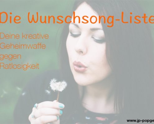 Wunschsong-Liste Das Foto zeigt eine junge Frau, die eine Pusteblume anpustet.